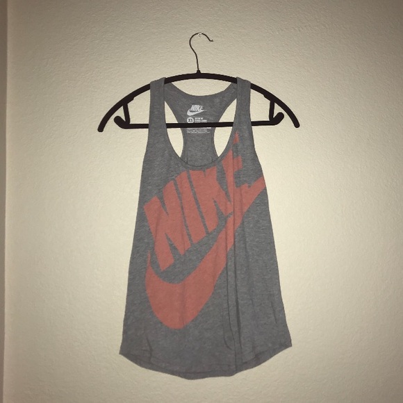 Nike tank top - Picture 1 of 2